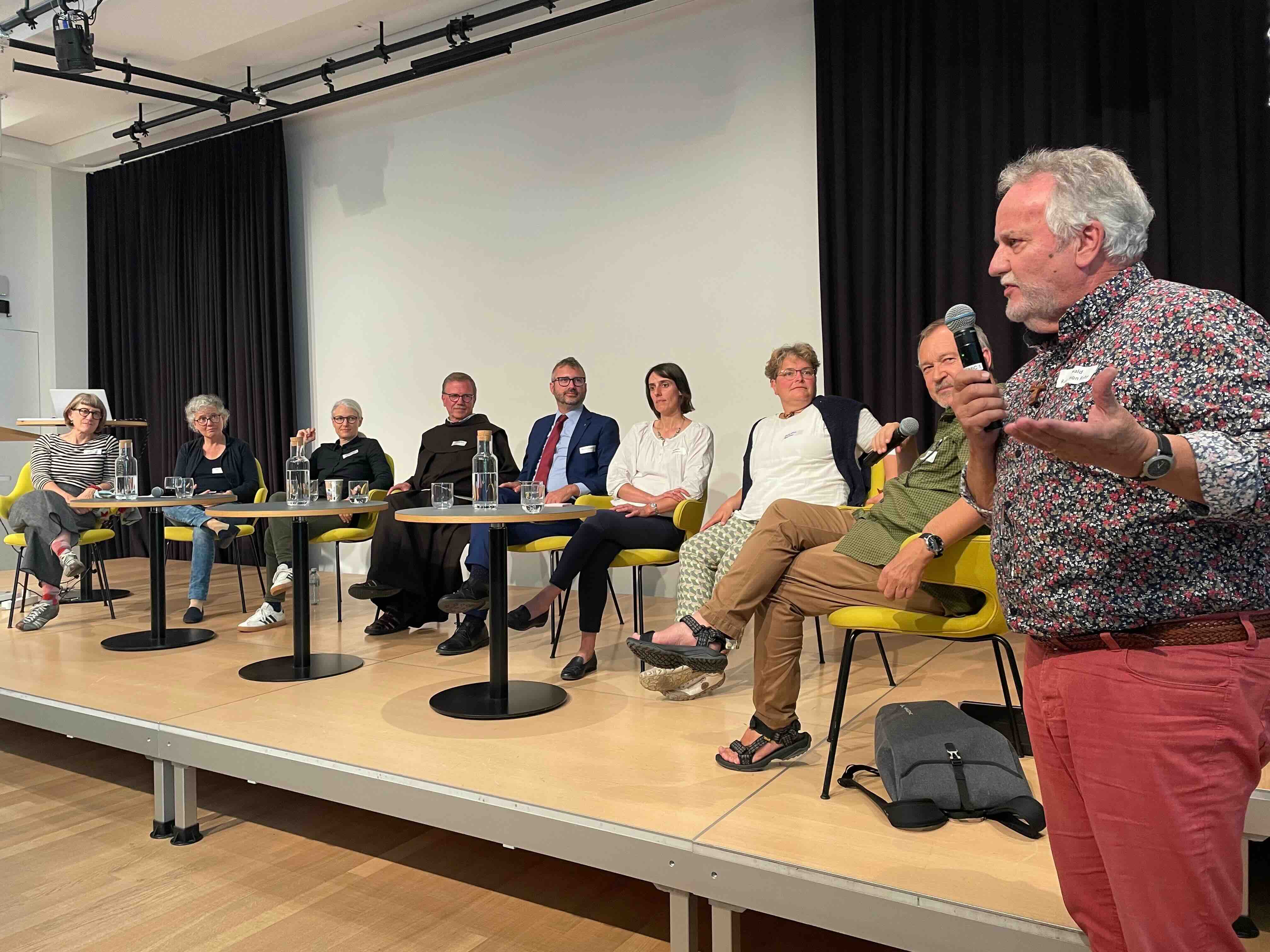 Paulusakademie Tagung2025 Podium